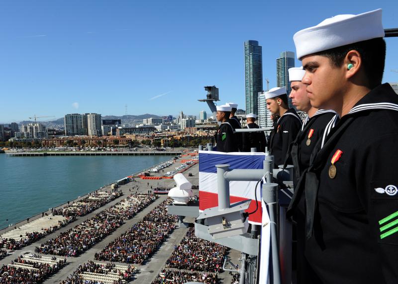 Illustration for article titled USS America: The Navy's Newest Flattop Can't Decide What The Hell It Is